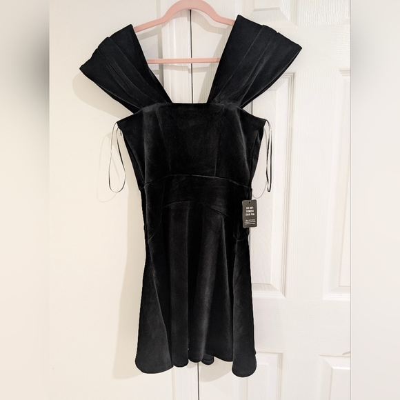 Express Velvet Off The Shoulder Mini Fit And Flare Dress - Picture 5 of 7